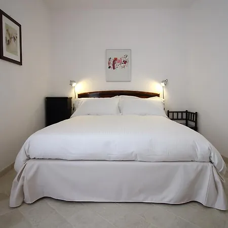 Notia Bed & Breakfast